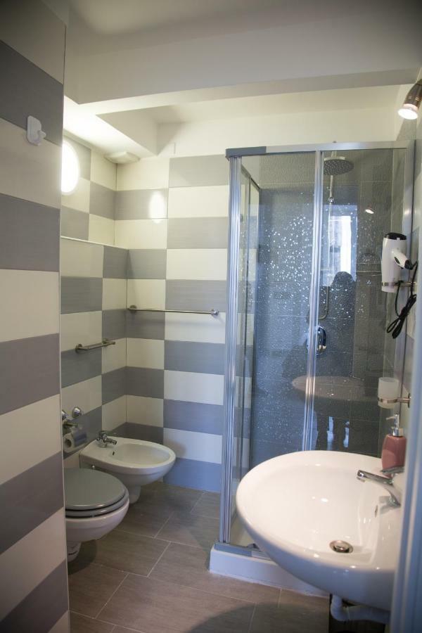 Vesuvius Luxury Suites Napoli Eksteriør billede
