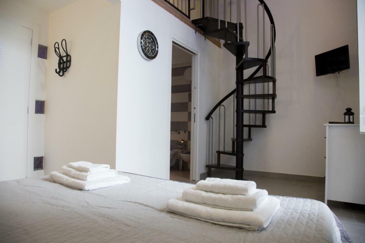 Vesuvius Luxury Suites Napoli Eksteriør billede