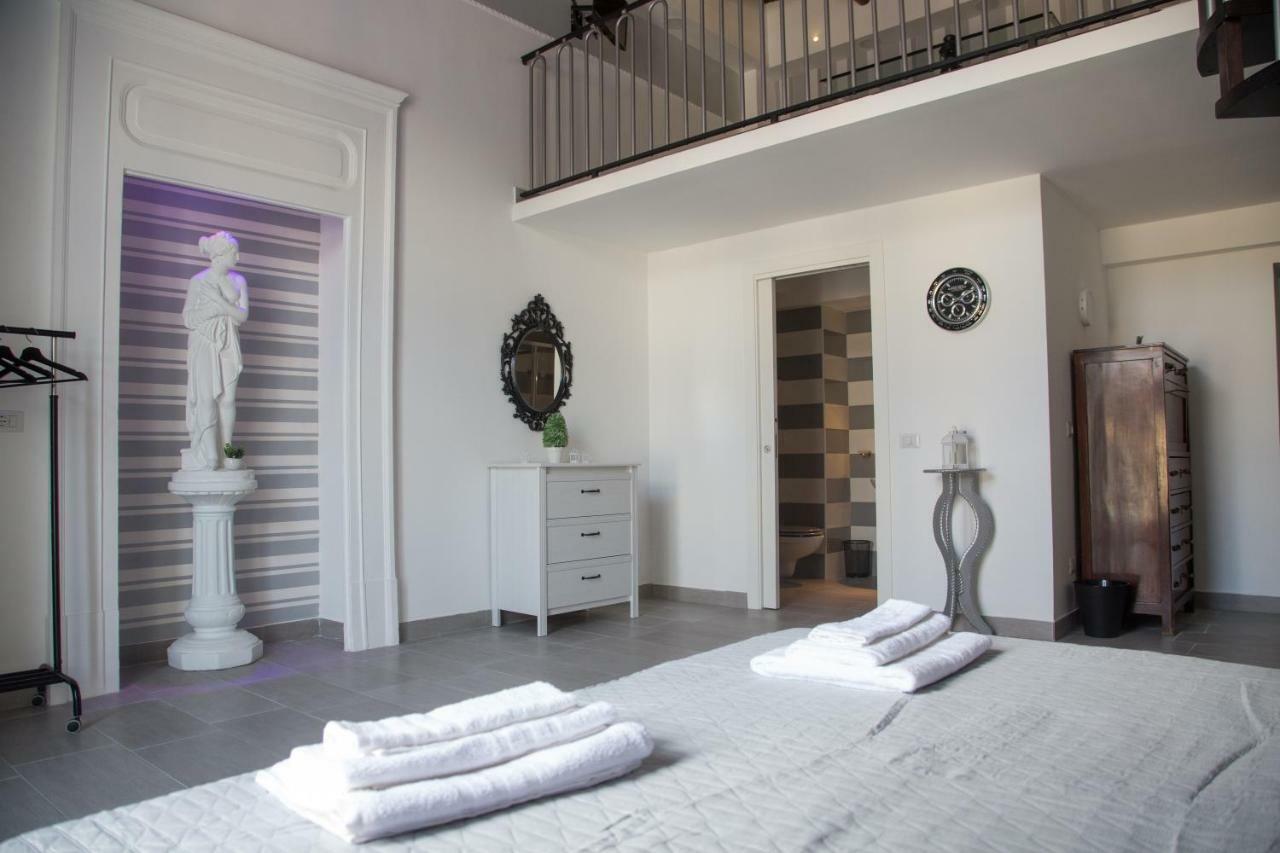 Vesuvius Luxury Suites Napoli Eksteriør billede